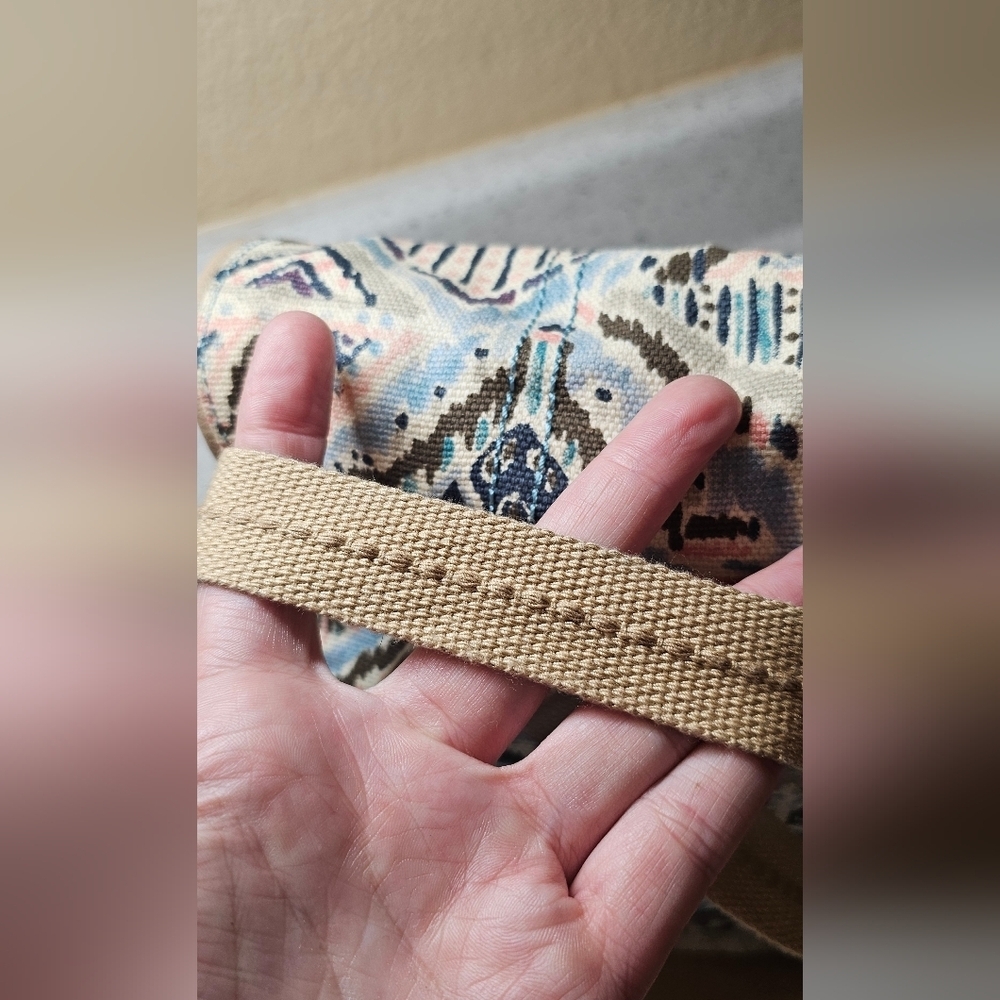 EUC The Sakroots Metro Mini Flap Backpack in Turquoise Brave Beauti - Picture 3 of 11